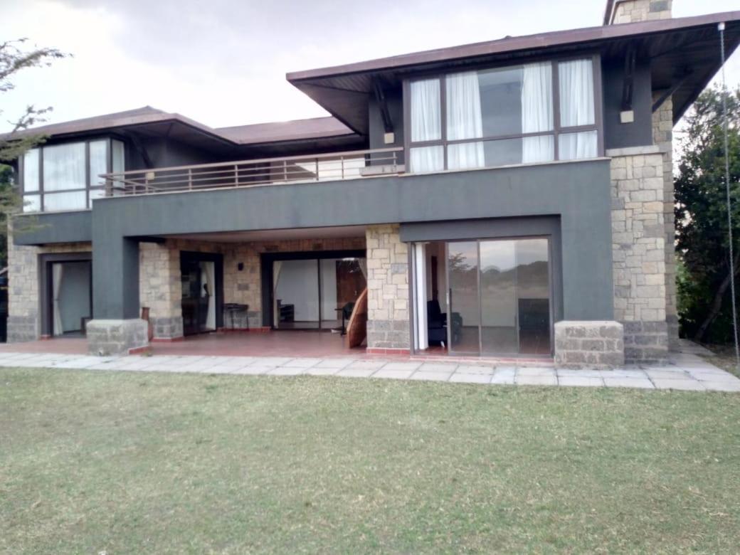 נאניוקי Ol Pejeta Holiday Villas מראה חיצוני תמונה