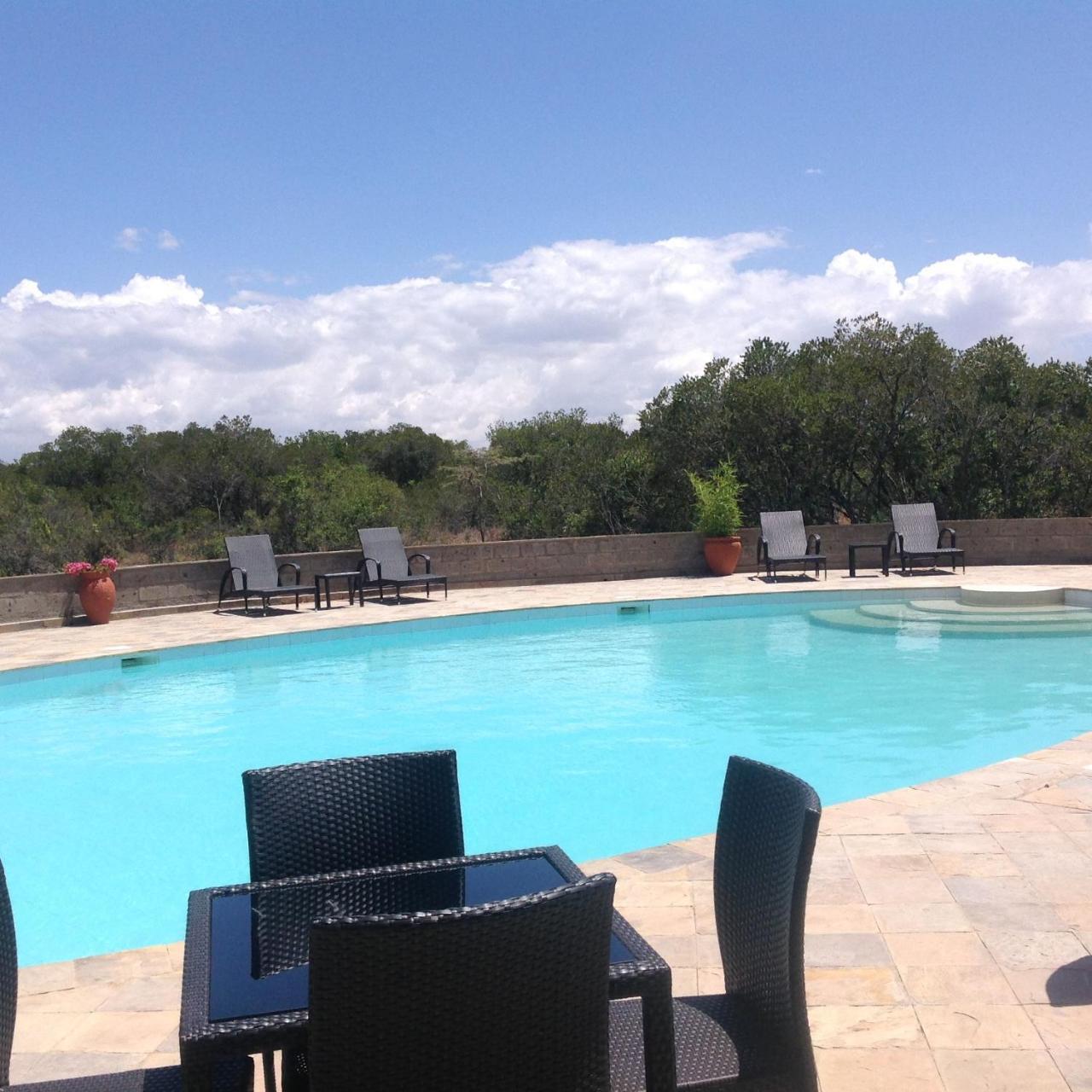 נאניוקי Ol Pejeta Holiday Villas מראה חיצוני תמונה